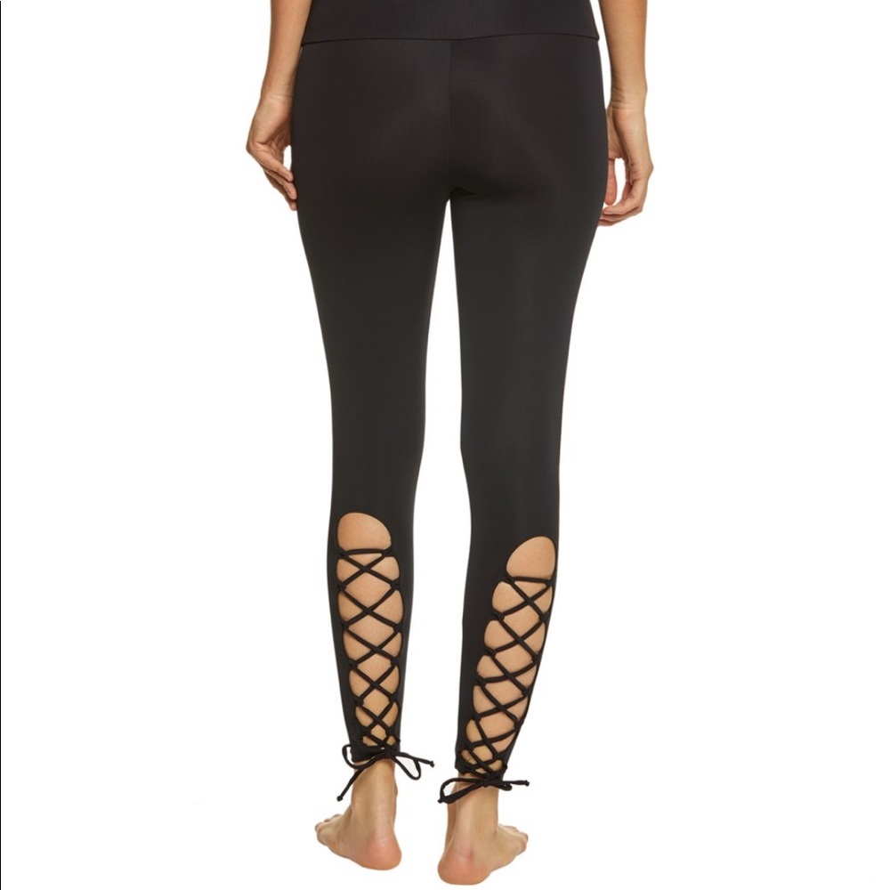 Onzie Laced Up Leggings in Black